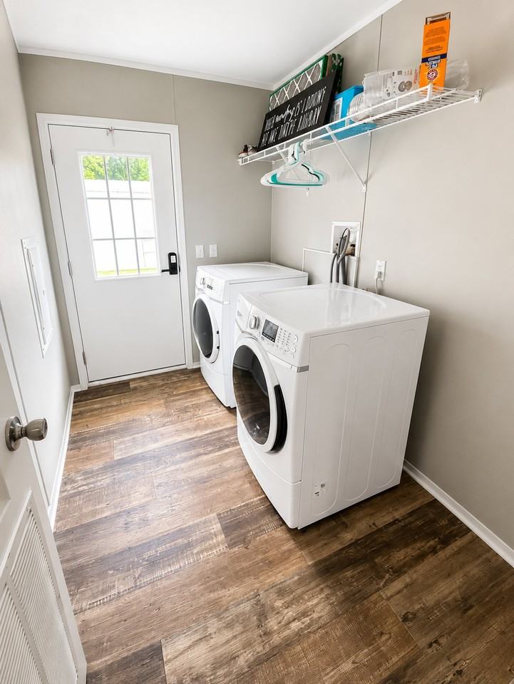 111 Audubon Ave - Photo 6 of 9