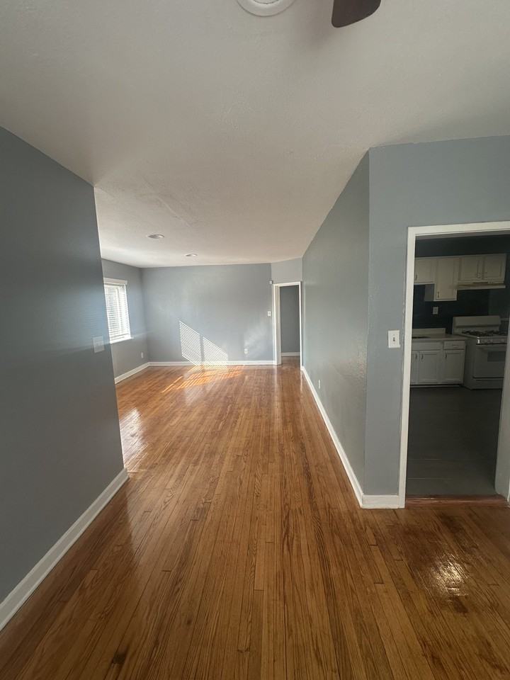 4217 Chamberlayne Ave #2 - Photo 5 of 8