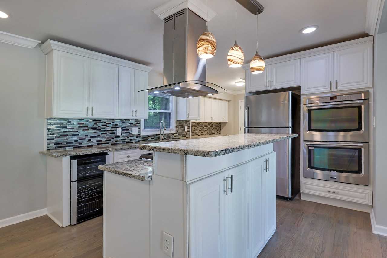 3665 Las Olas Dr - Photo 3 of 15