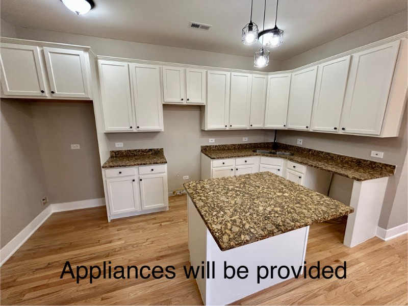 5644 S Prairie Ave #2 - Photo 5 of 22