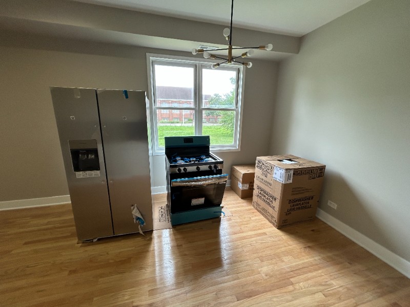 5644 S Prairie Ave #2 - Photo 6 of 22