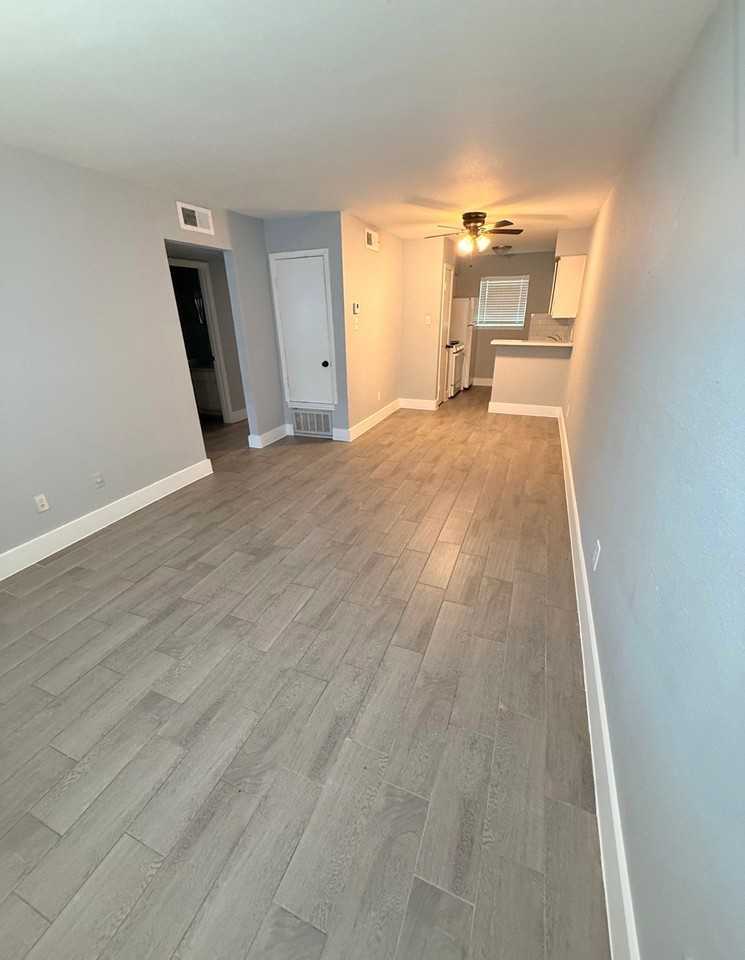 7818 Calhoun Rd #7 - Photo 5 of 12