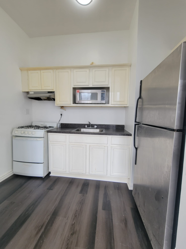 13 Bleecker St #2F - Photo 2 of 13