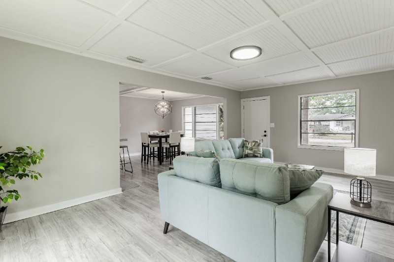 510 Strange Ave - Photo 3 of 16