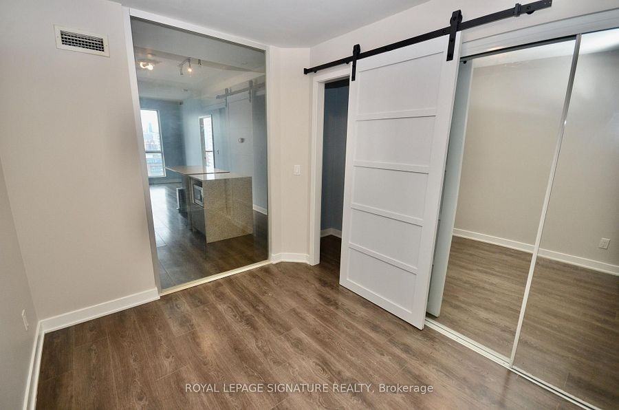 170 Sumach Street #1708 - Photo 7 of 14