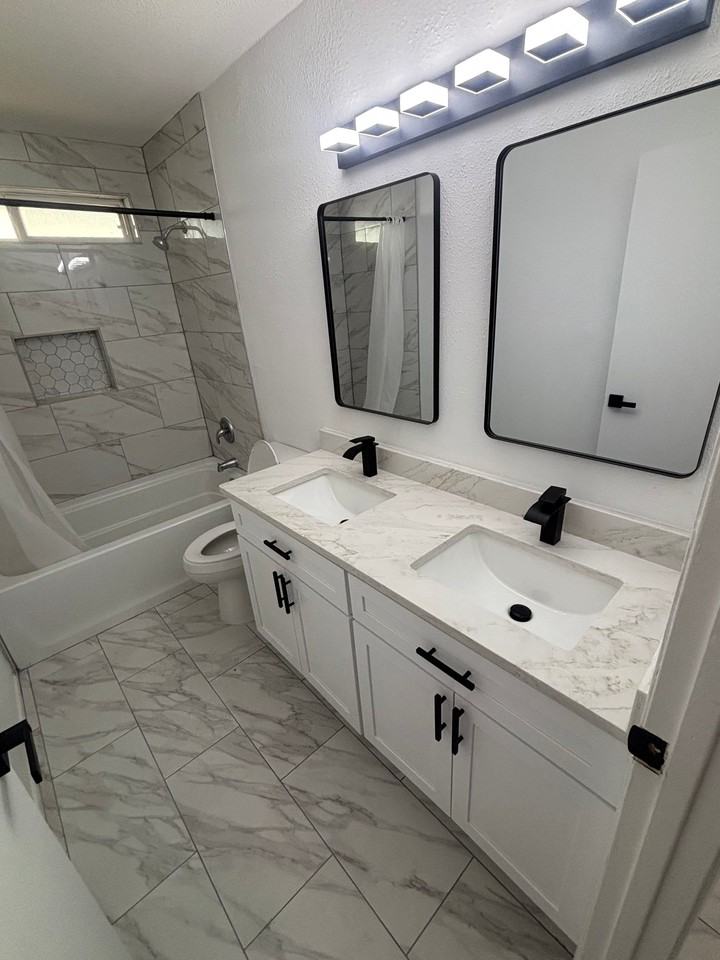 7022 Winter Park Pl - Photo 4 of 15