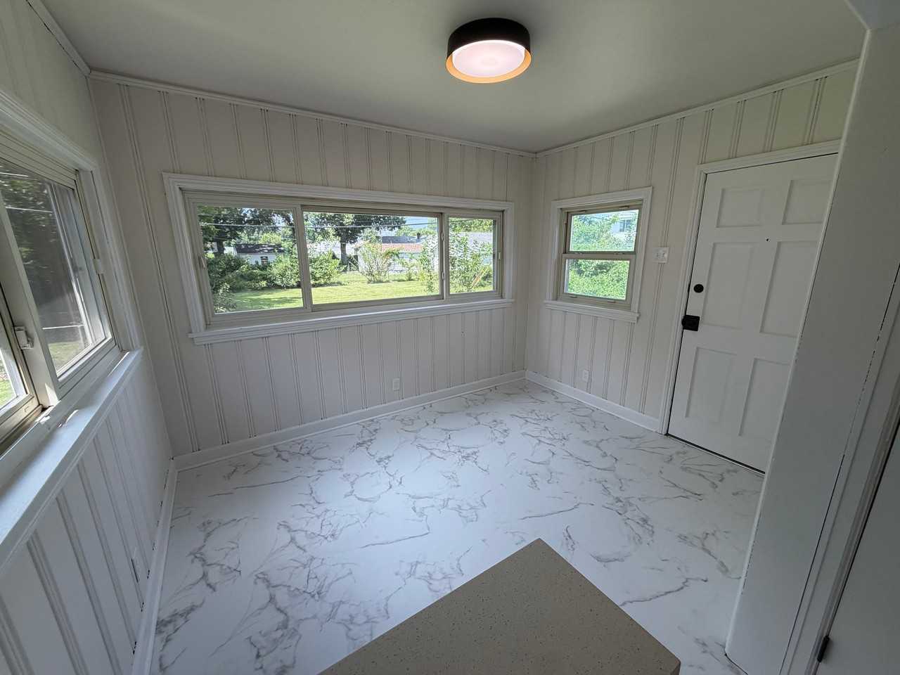 8305 Morganford Rd - Photo 5 of 29
