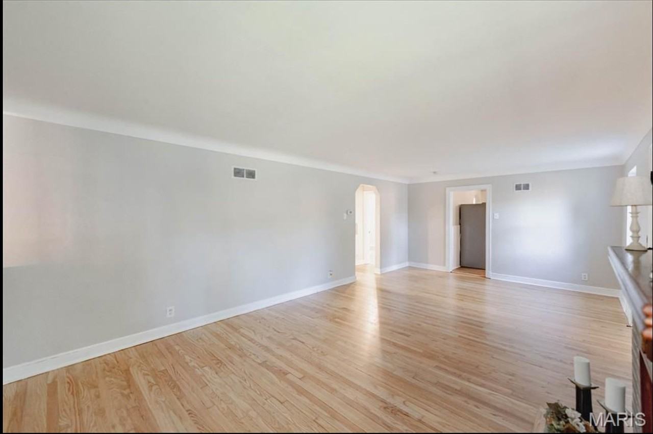 3709 Eminence Blvd - Photo 4 of 22