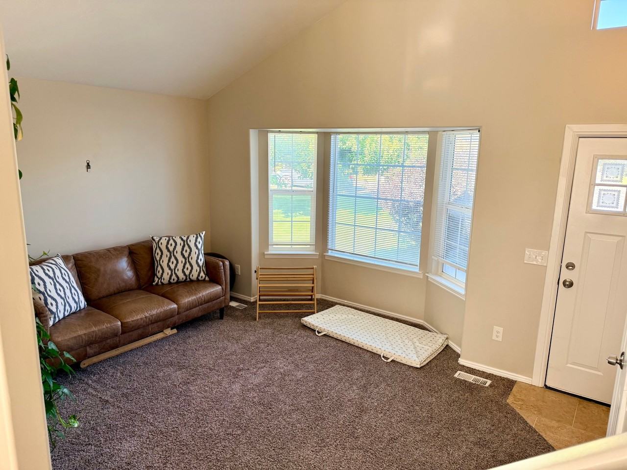 6793 S Mountain Aura Dr - Photo 3 of 18