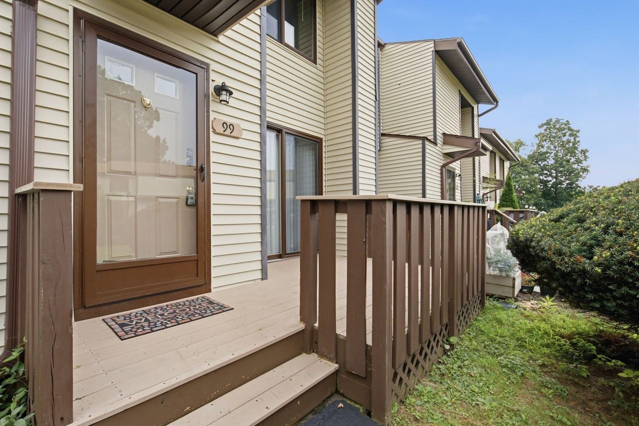 99 Cottonwood Rd - Photo 2 of 30