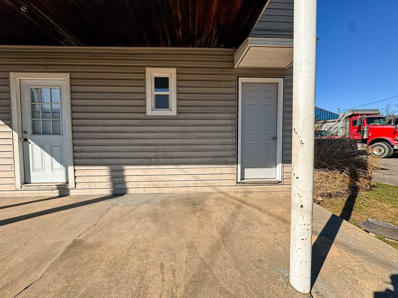 158 Main St #3 - Photo 6 of 27