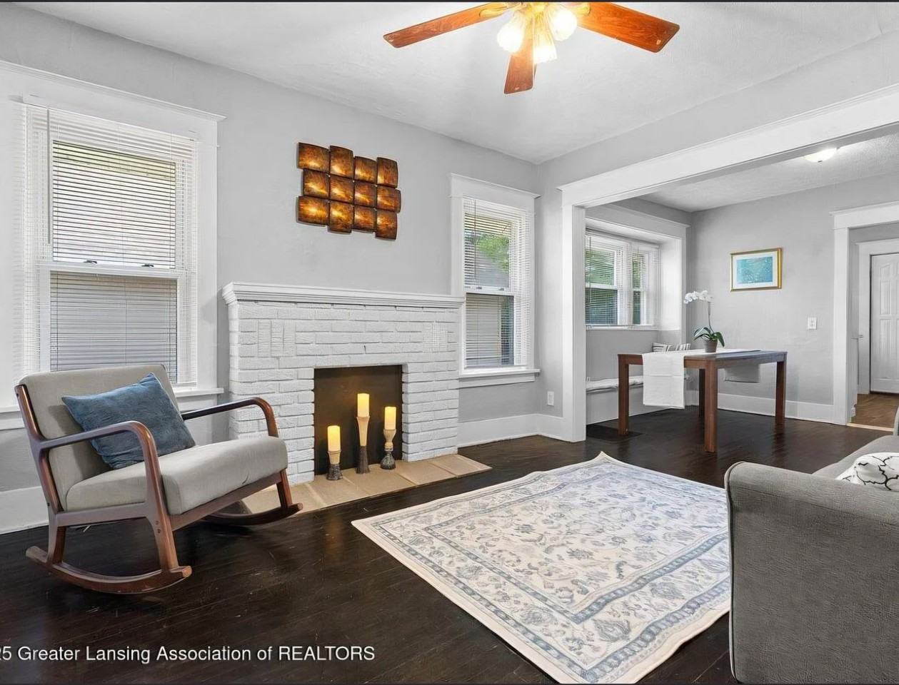 820 Middle St - Photo 3 of 12