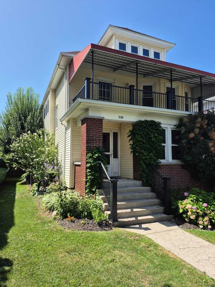338 Colvin Ave - Photo 2 of 20
