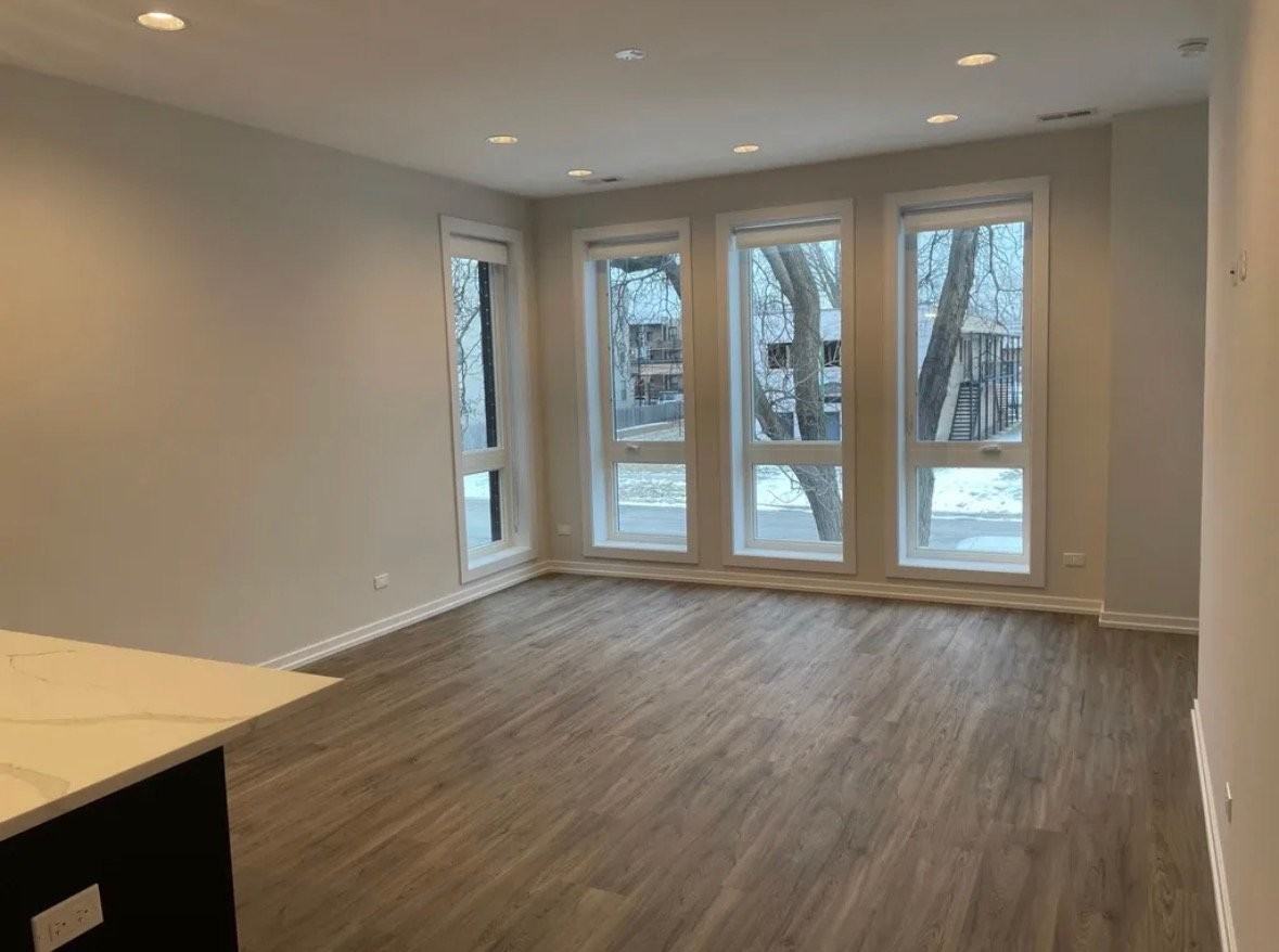 5030 S Prairie Ave #2 - Photo 2 of 16