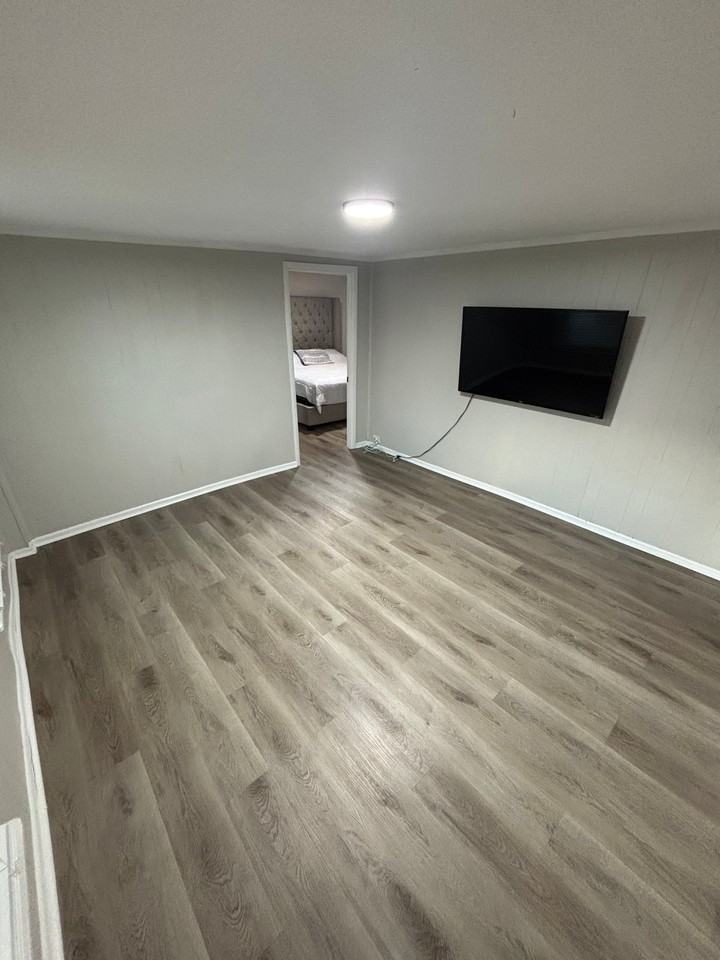 122 Leray St #120LERAYST - Photo 7 of 20