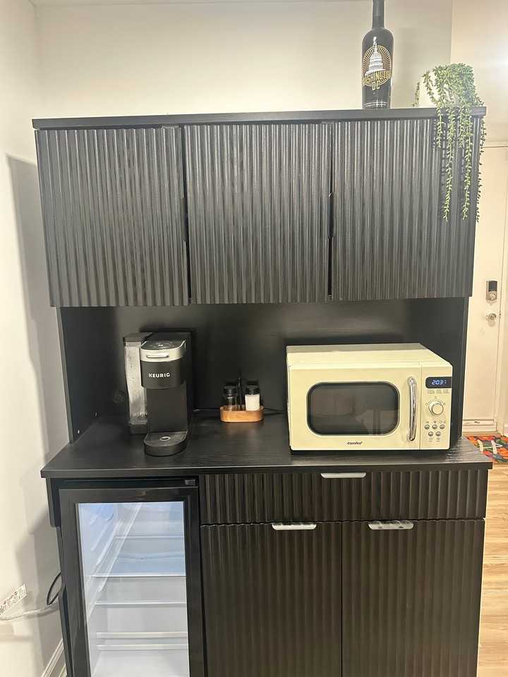 4126 Meade St Ne - Photo 4 of 13