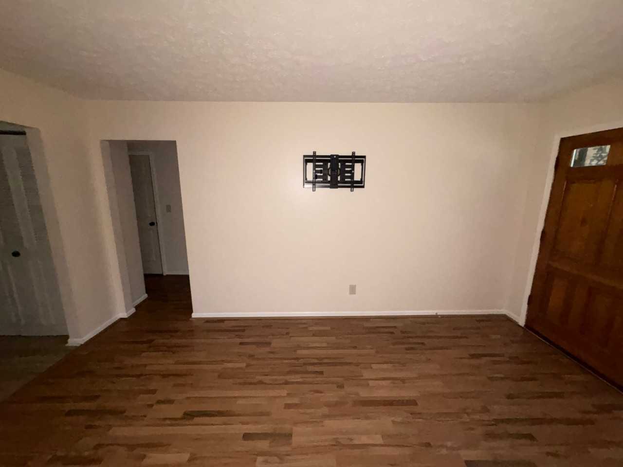 10406 Torrington Rd #1 - Photo 3 of 14