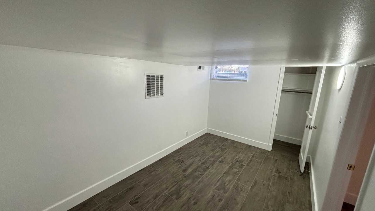 528 En - Photo 5 of 12