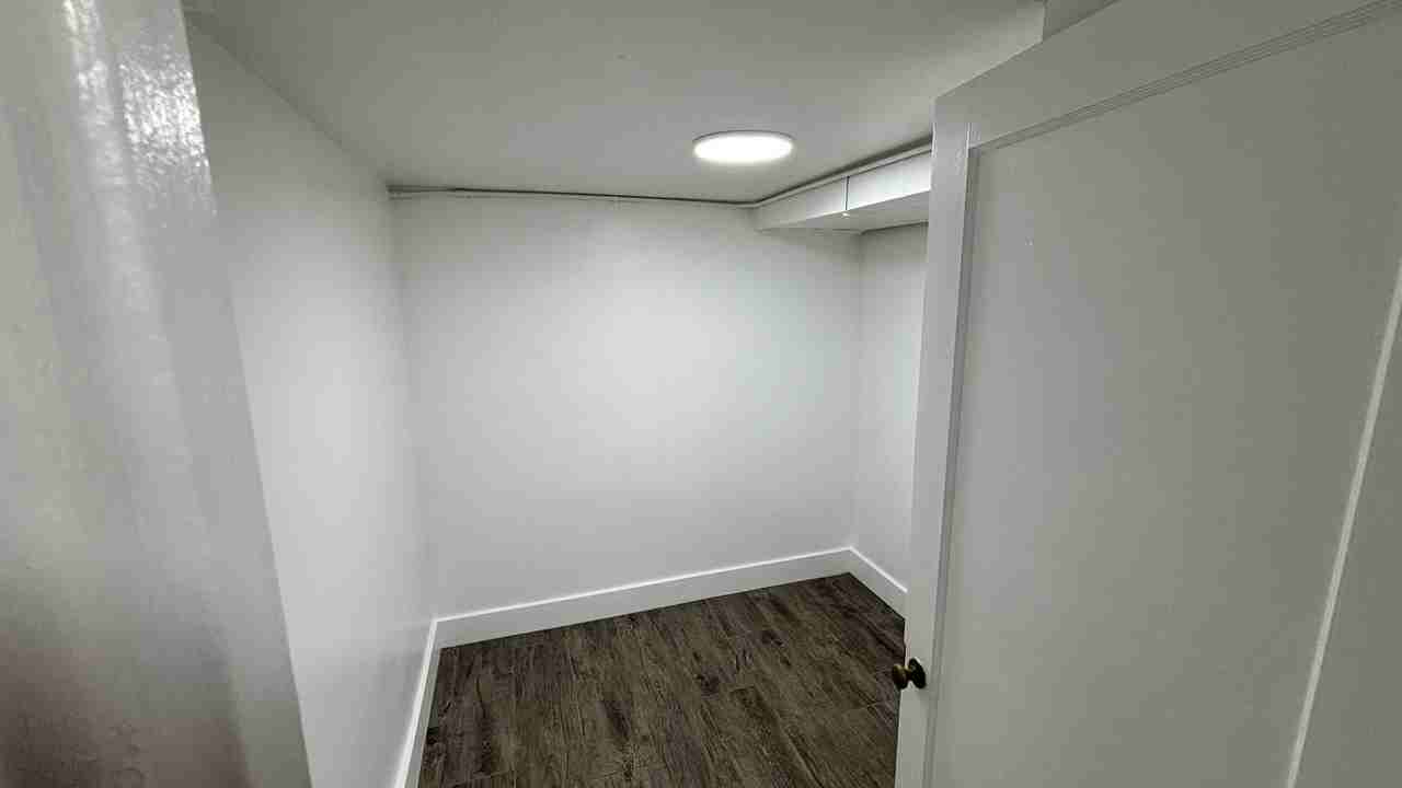 528 En - Photo 7 of 12