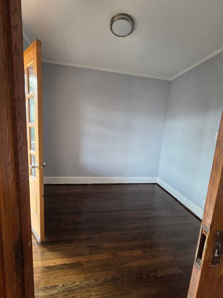 4740 N Drake Ave #2 - Photo 5 of 11