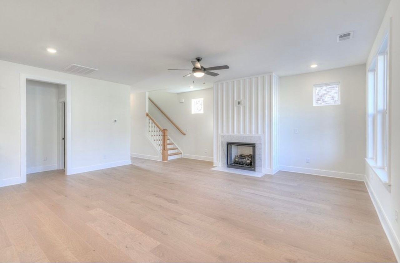 9131 Headwaters Dr - Photo 2 of 21