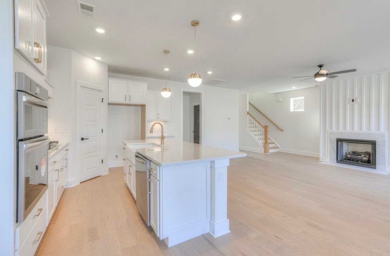 9131 Headwaters Dr - Photo 7 of 21