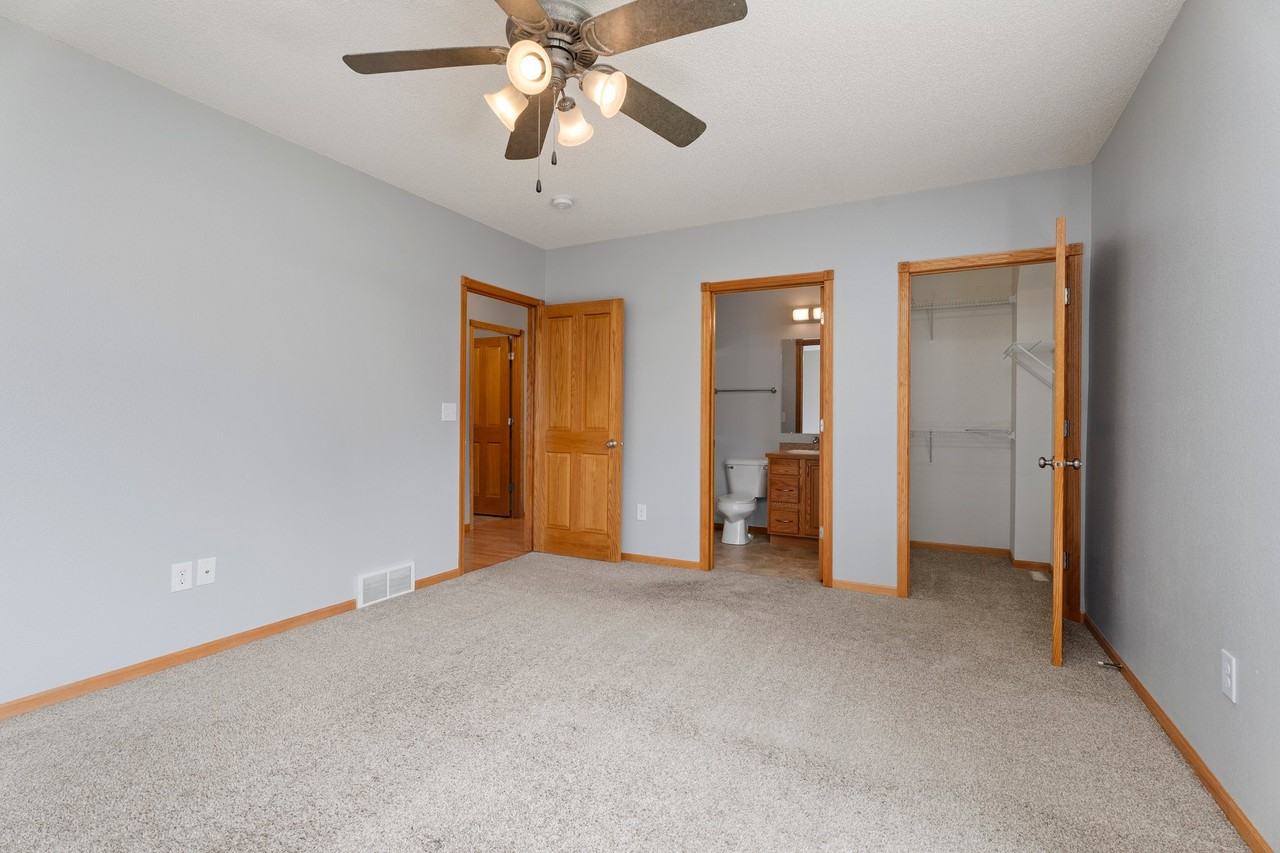 2501 E Capitol Ave - Photo 4 of 12