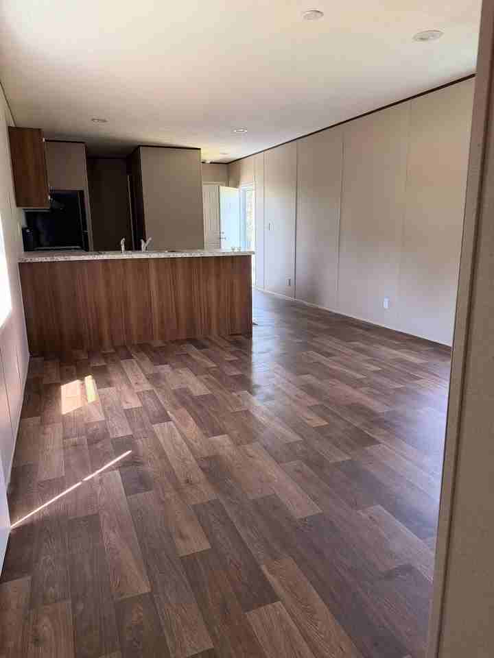 129 James Way - Photo 5 of 7