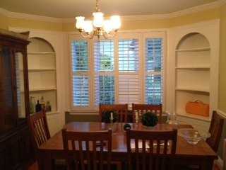 1811 N Edgewood St - Photo 4 of 4
