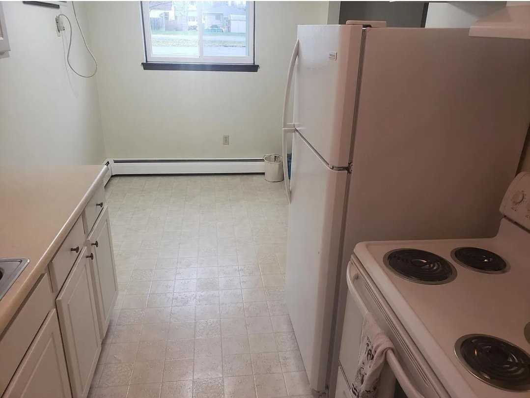 172 Spruce St #2 - Photo 2 of 11