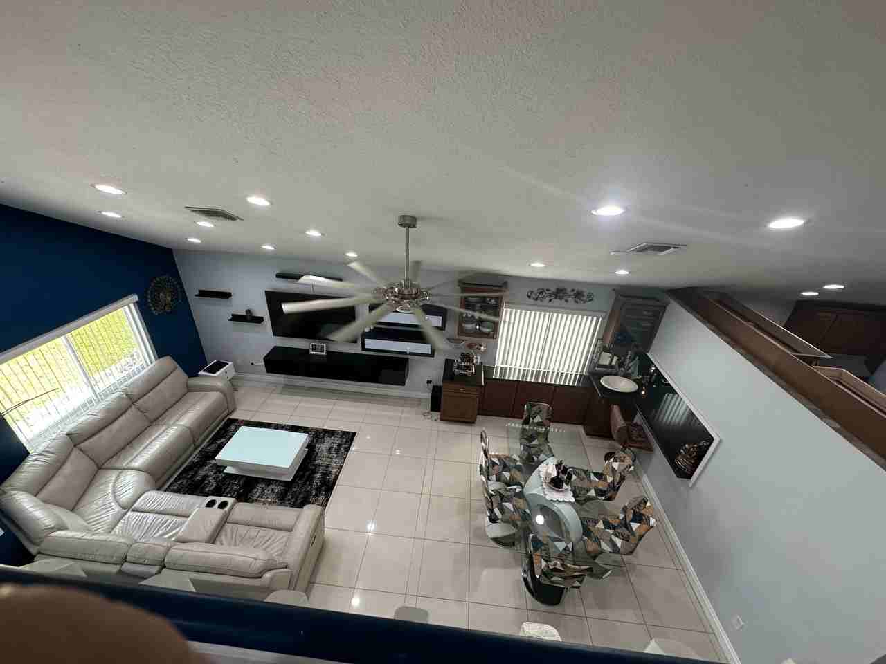 8 Elton Pl - Photo 5 of 20