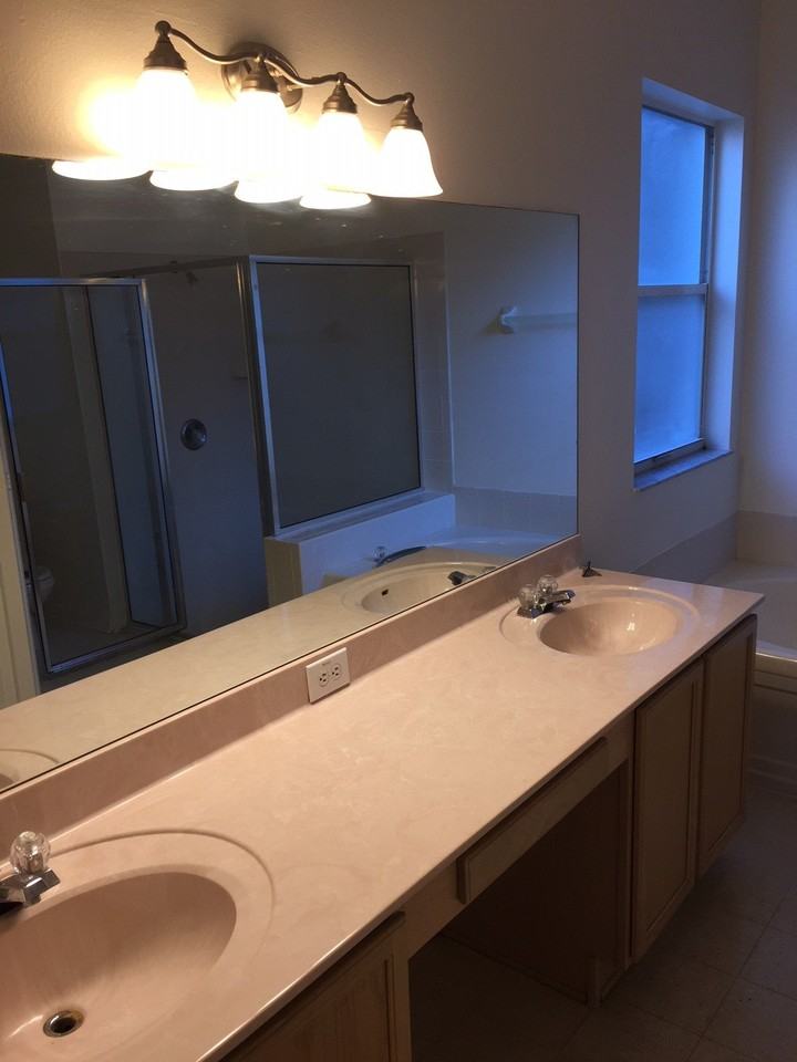 4830 Windingbrook Trl - Photo 3 of 15