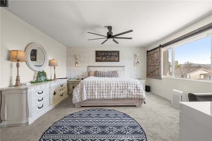 229 Alverstone St - Photo 5 of 19