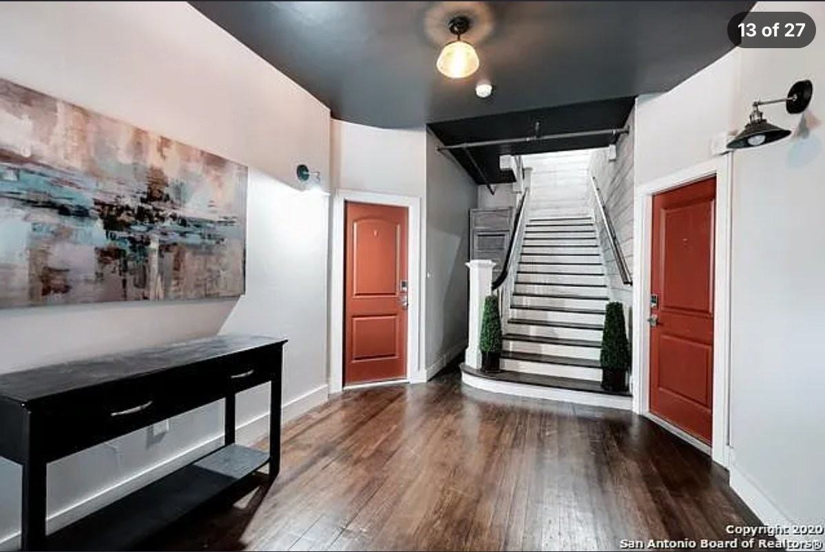 201 E Courtland Pl #101 - Photo 2 of 15