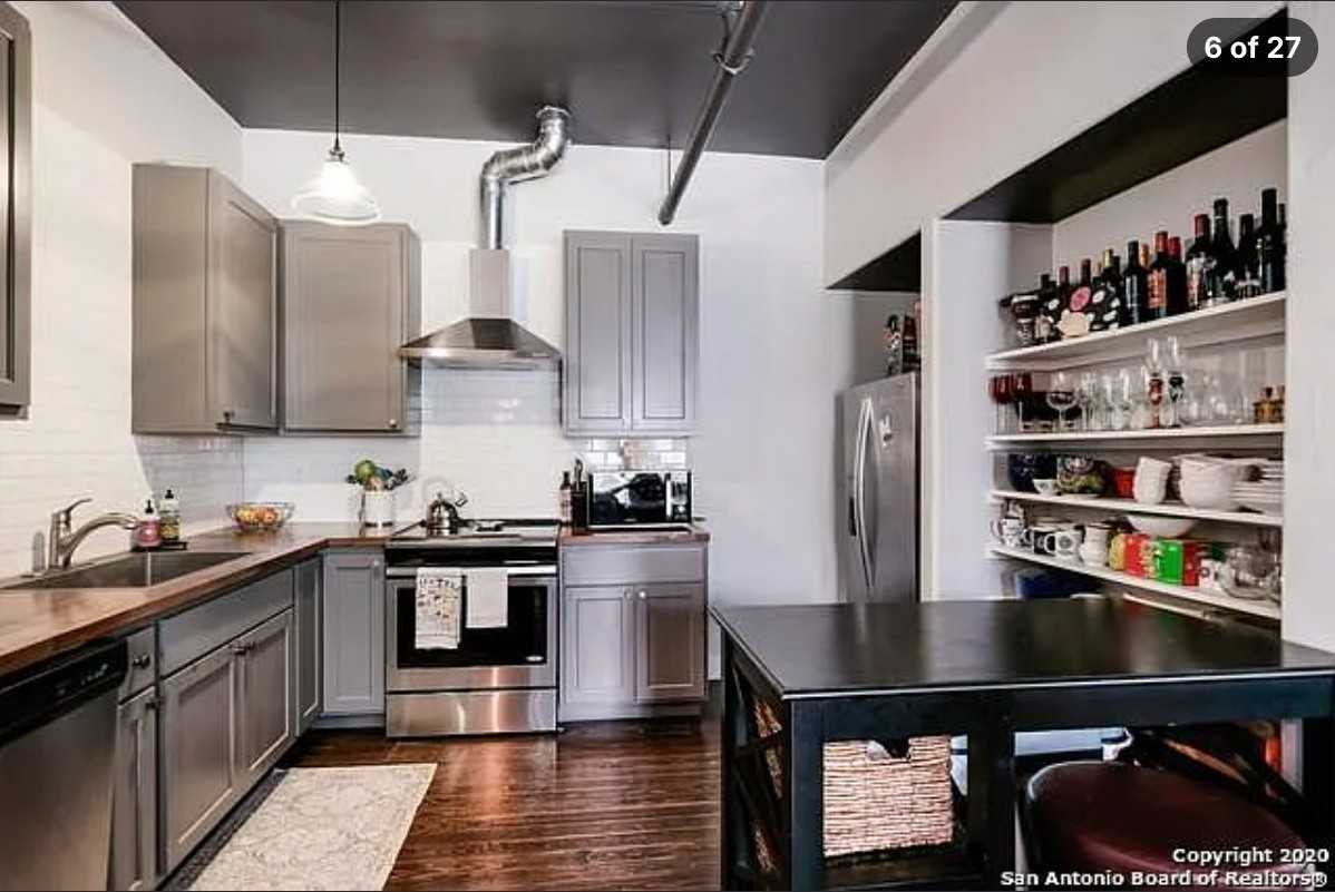 201 E Courtland Pl #101 - Photo 7 of 15