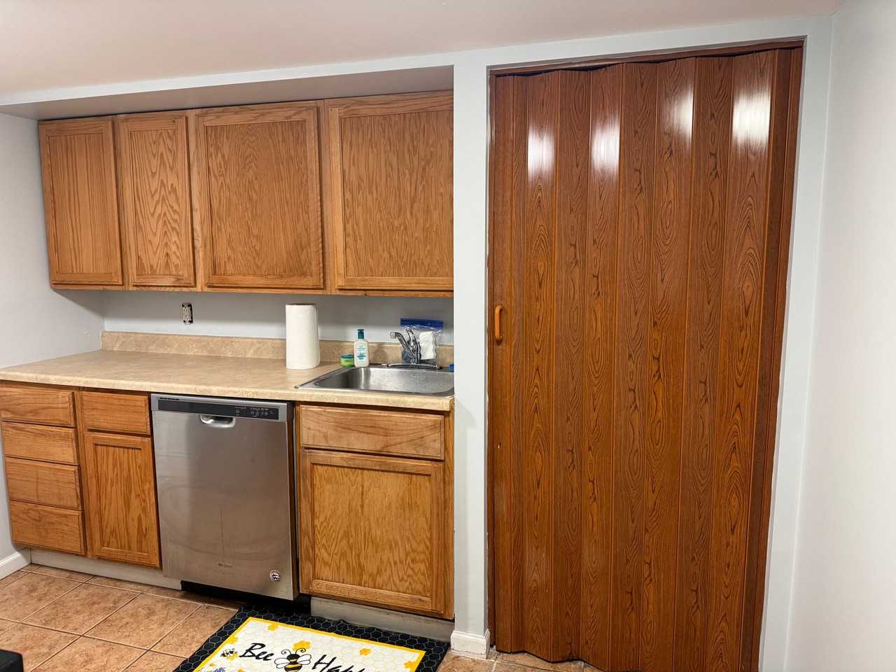 6403 Beechfield Ave - Photo 2 of 17