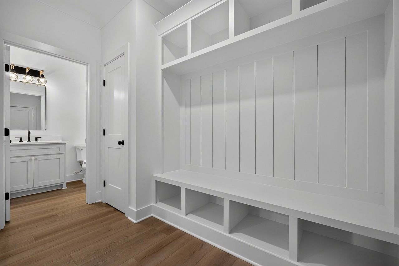 241 Cripps Ln - Photo 6 of 35