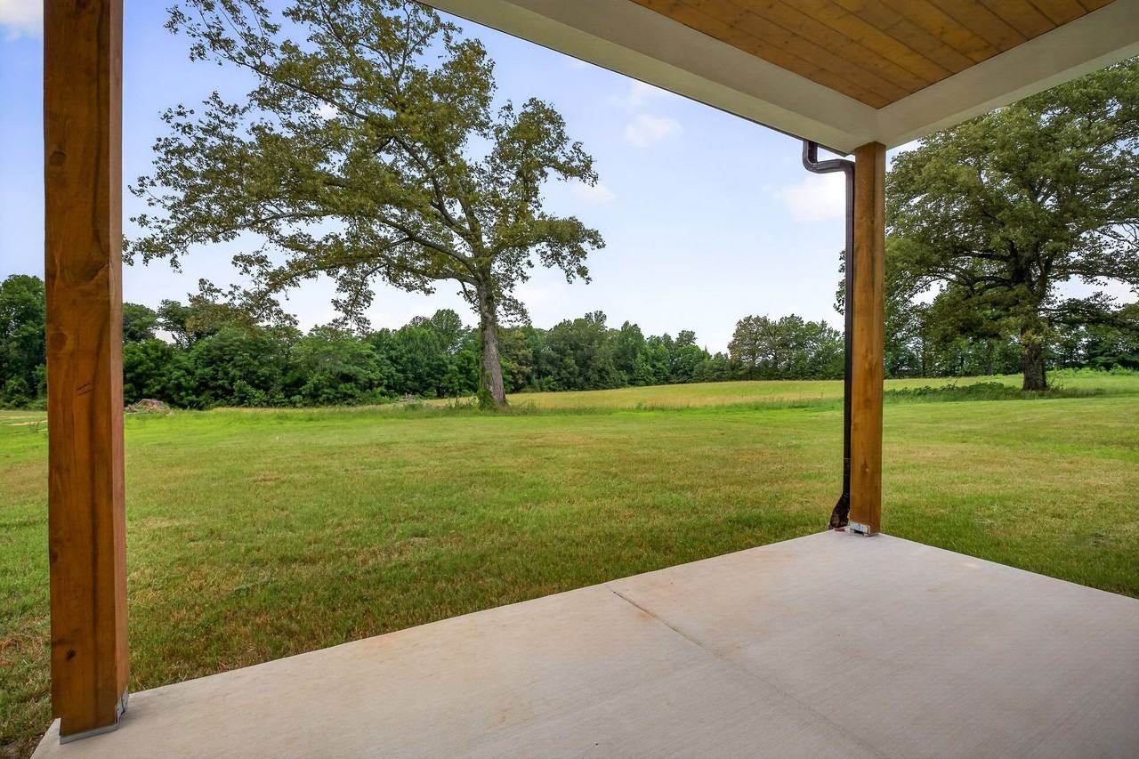 165 Cripps Ln - Photo 4 of 34