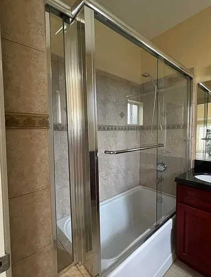 422 S Lake St #111 - Photo 6 of 11