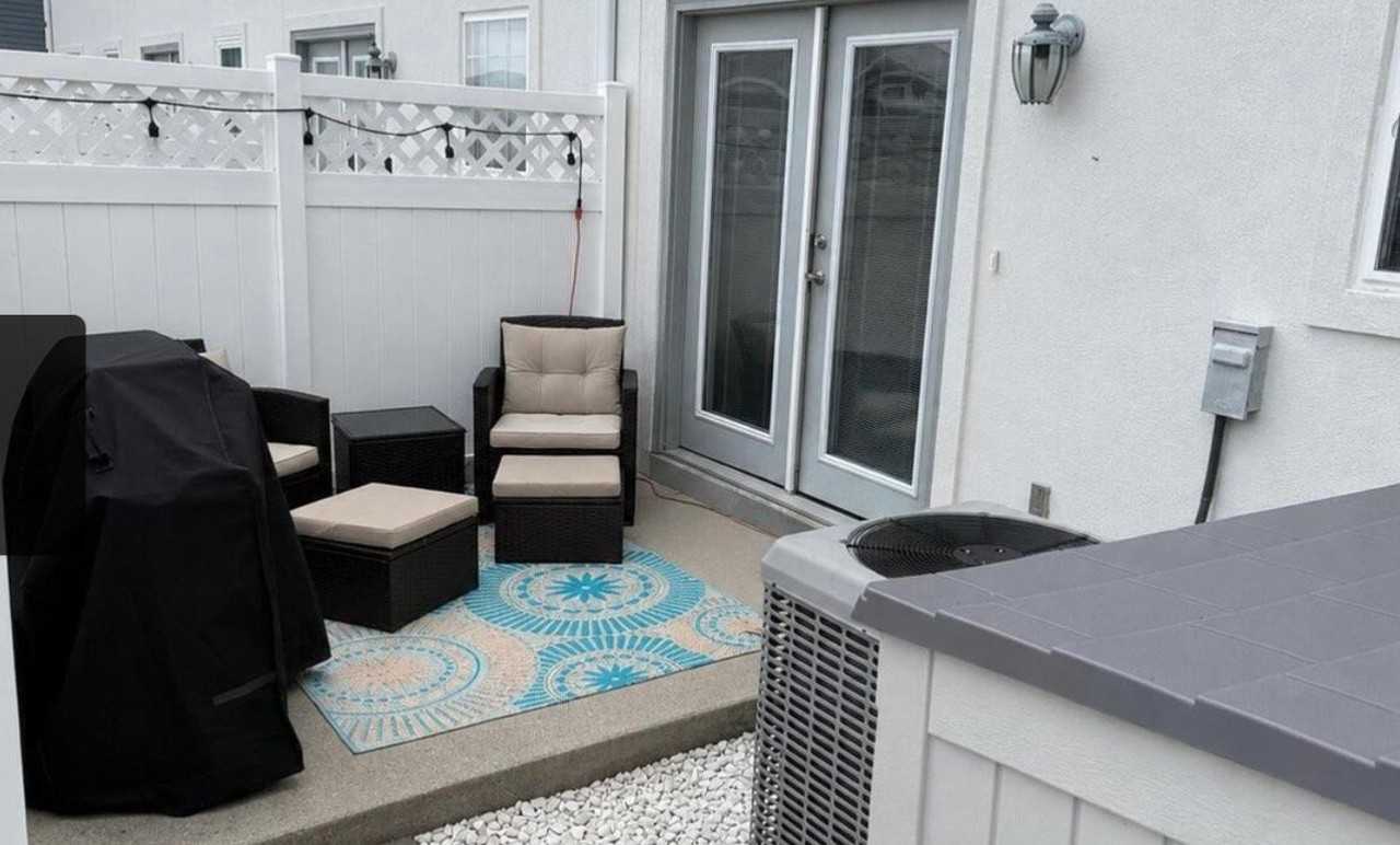 102 Village Trce #13 - Photo 2 of 17
