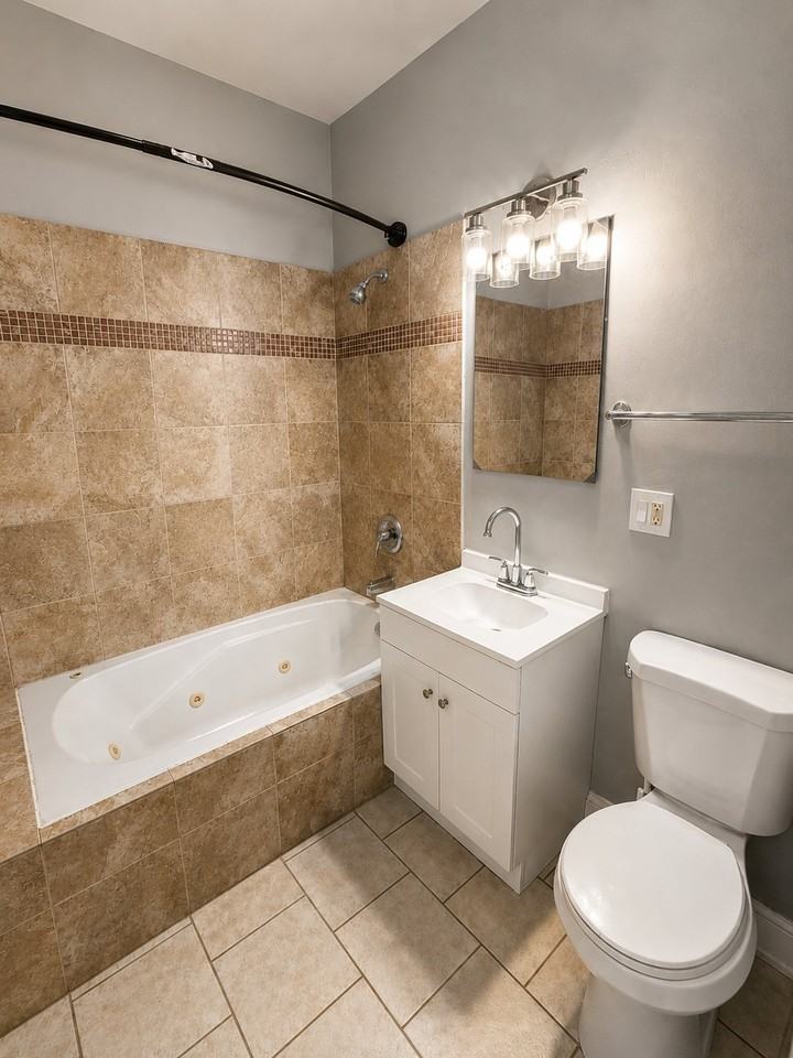 5735 S Marshfield Ave #2 - Photo 5 of 7