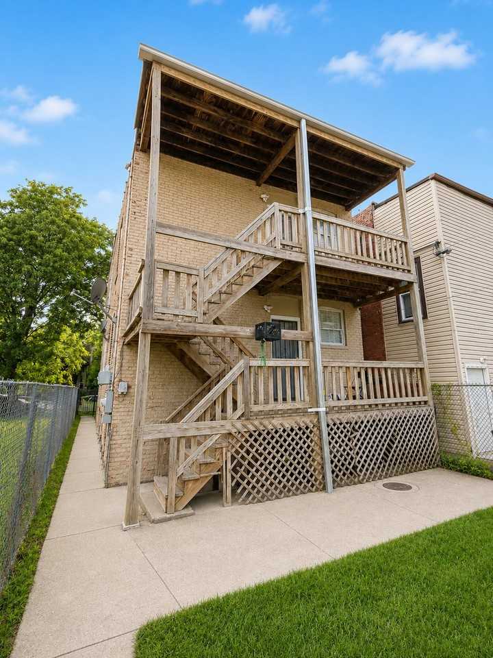 5735 S Marshfield Ave #2 - Photo 7 of 7