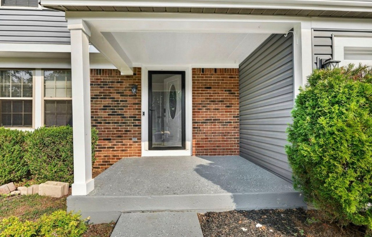 8472 Kingsley Dr - Photo 2 of 20