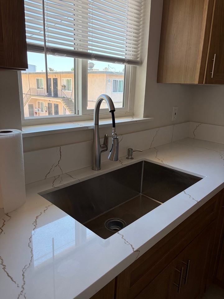 12416 Rose Ave #F - Photo 7 of 19