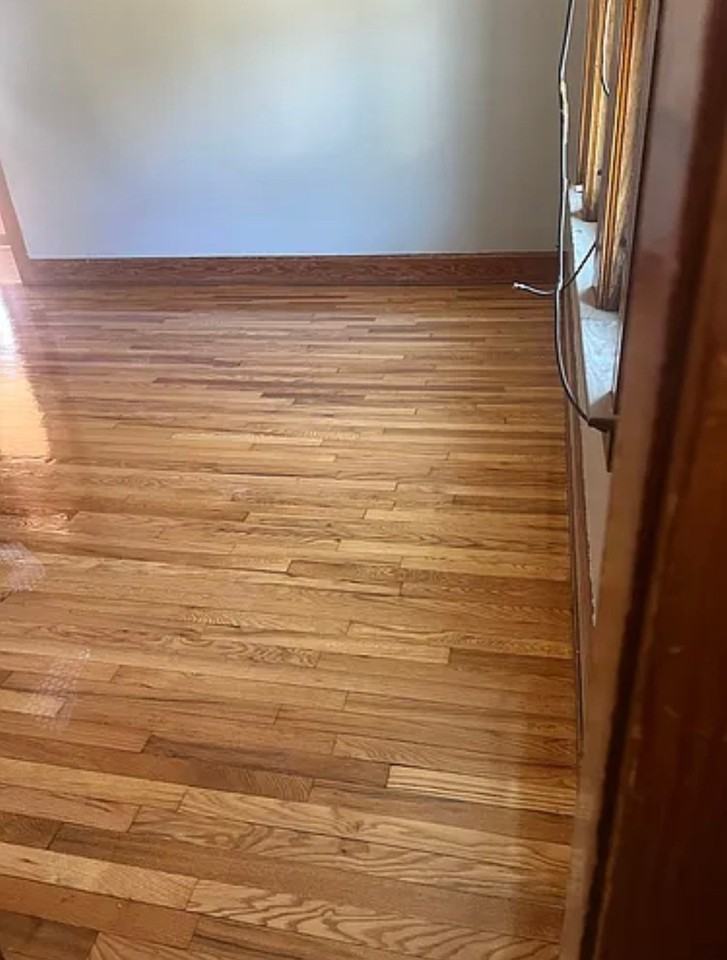 19 Williams St #1 - Photo 4 of 9