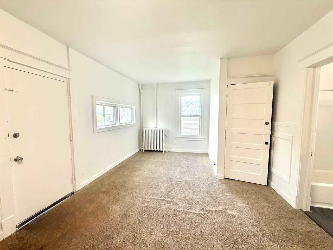 374 3rd Ave #1R - Photo 3 of 10