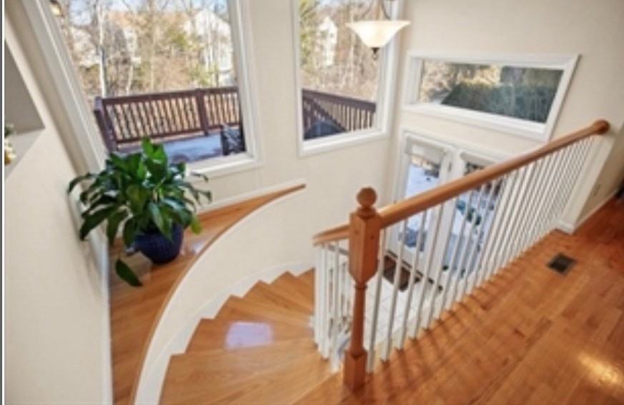 208 America Blvd - Photo 3 of 16