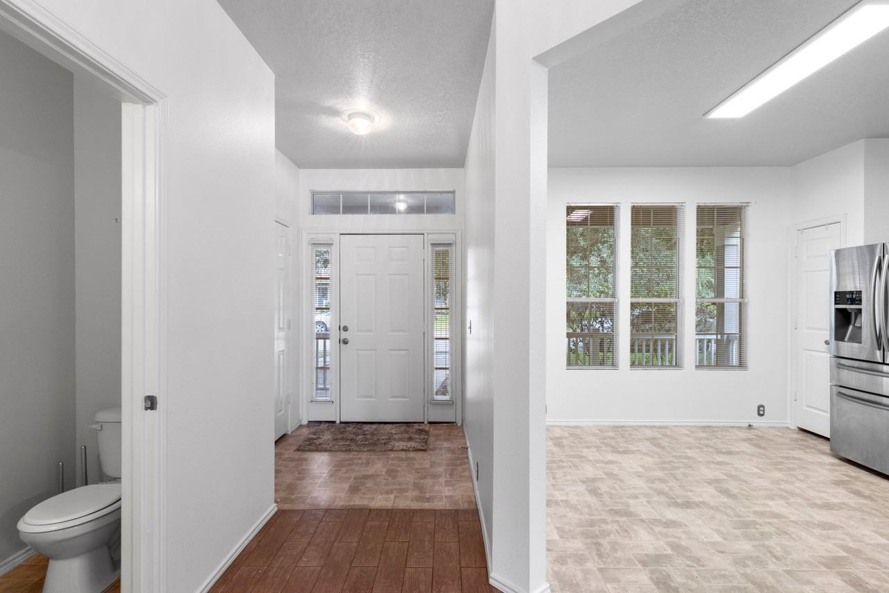 23815 Pebworth Pl - Photo 7 of 17
