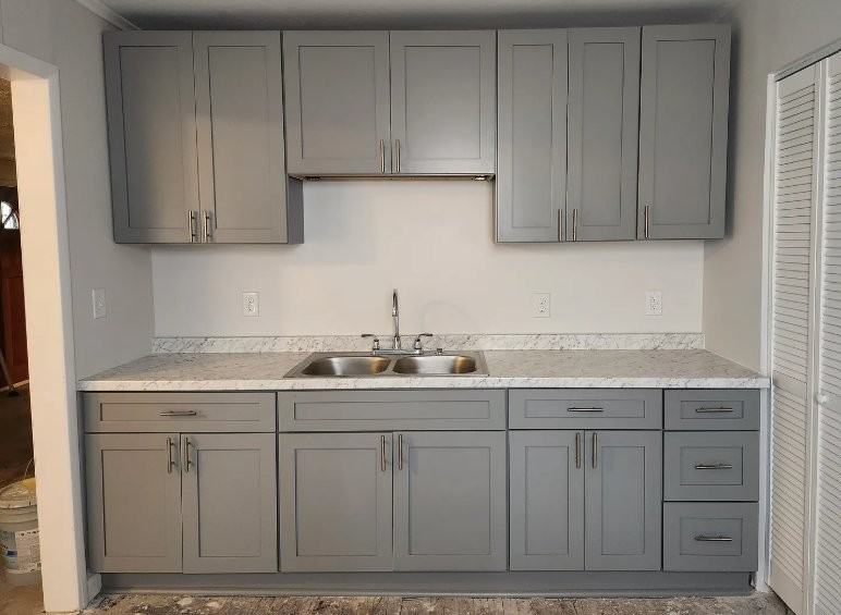 2811 Parish Ave - Photo 4 of 11