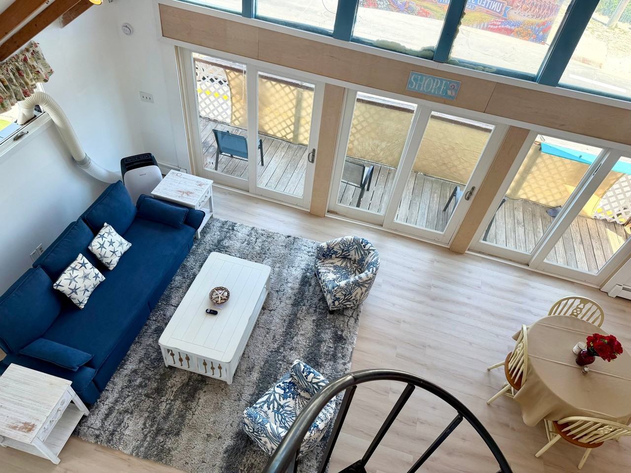 59 Ocean Blvd - Photo 4 of 13